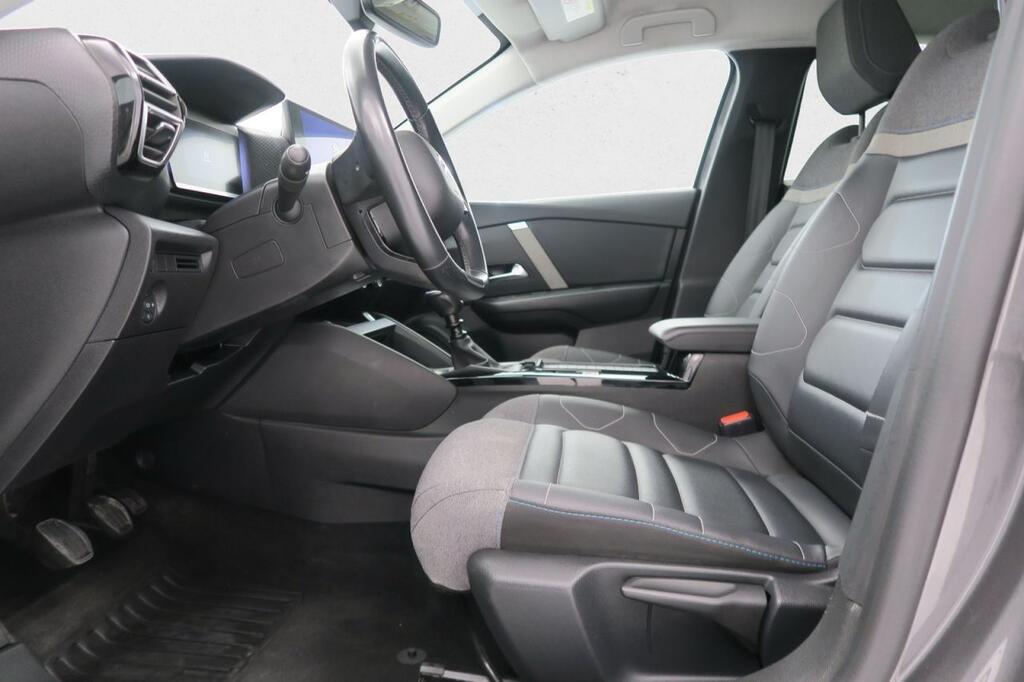 Citroën C4 SHINE 1.2 PURETECH 130 CV S&S 5P 7