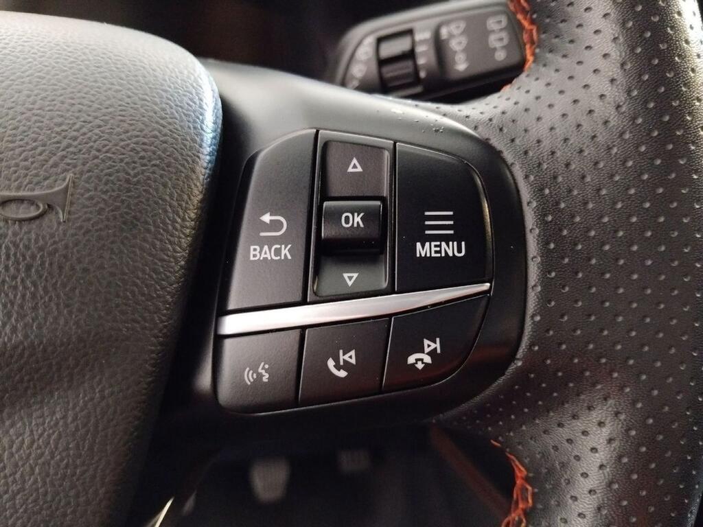 Ford Kuga ST-LINE 1.5 ECOBOOST 150 CV 5P 6