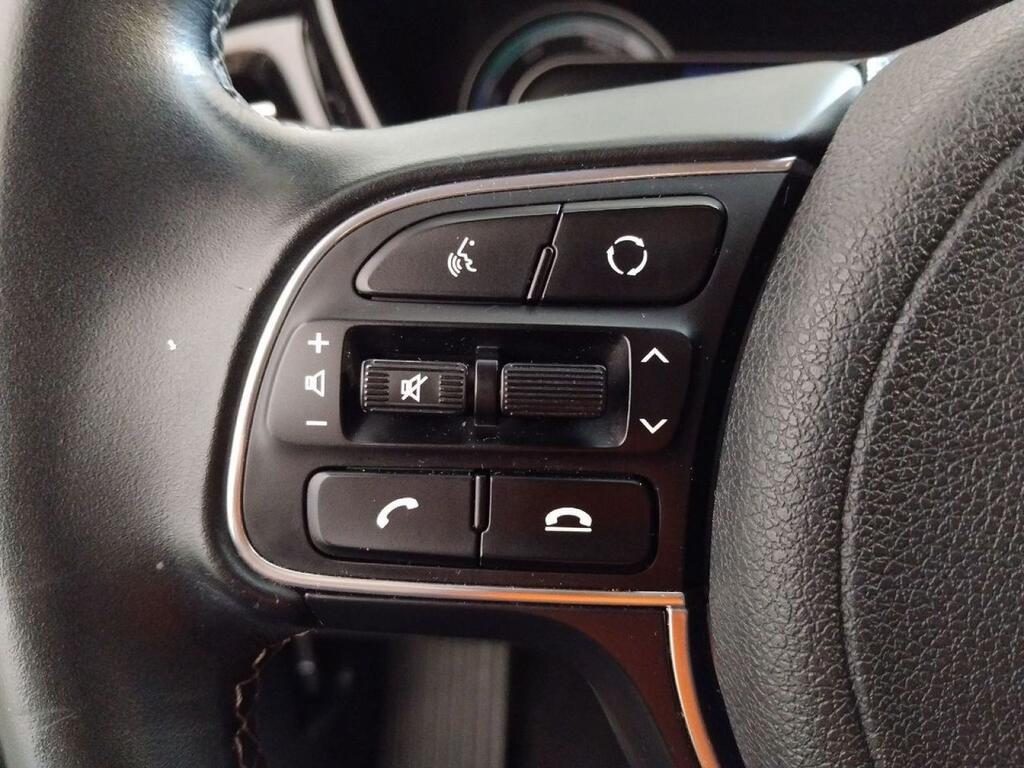 Kia Niro DRIVE 1.6 GDI HEV 141 CV 5P 8