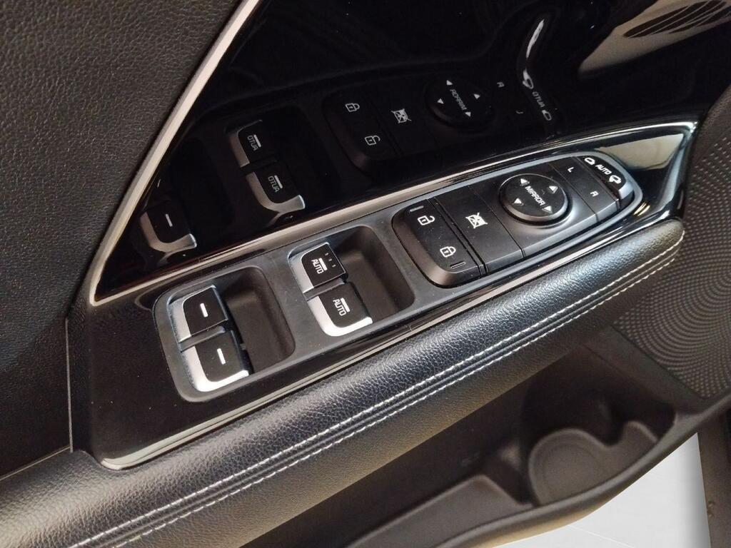 Kia Niro DRIVE 1.6 GDI HEV 141 CV 5P 20