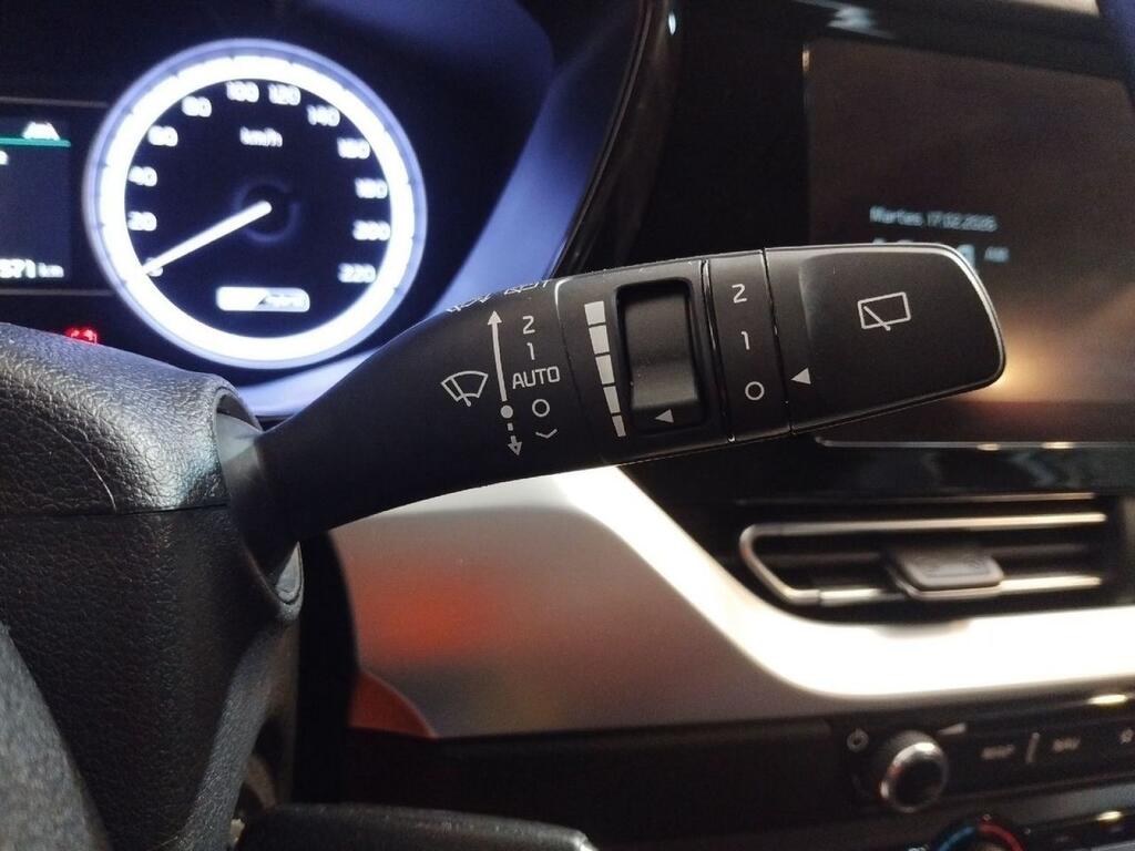 Kia Niro DRIVE 1.6 GDI HEV 141 CV 5P 11