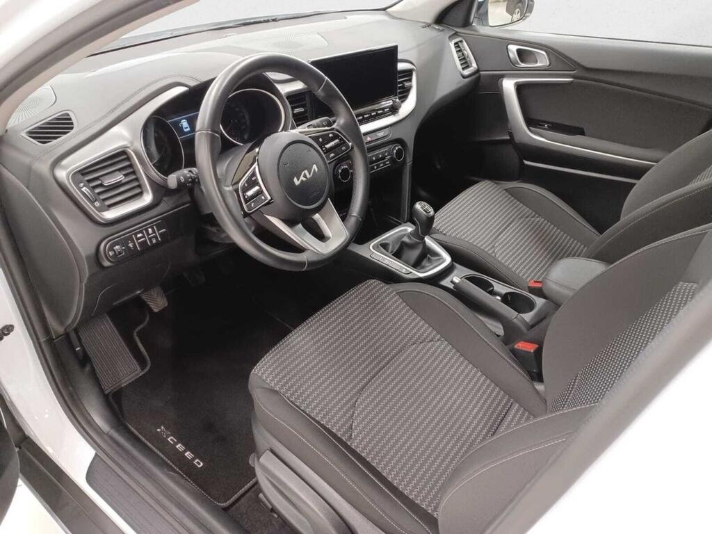 Kia XCeed DRIVE 1.0 T-GDI 100CV 5P 8