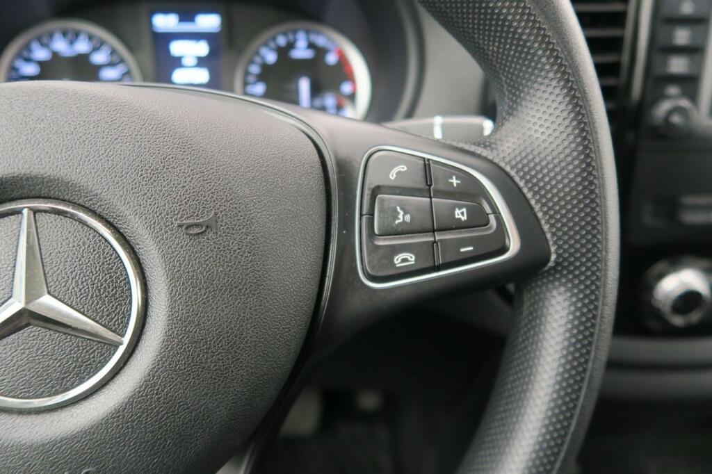 Mercedes Vito TOURER SELECT 116 2.0 CDI 163 CV SWB L 163 4P 9 PLAZAS 11