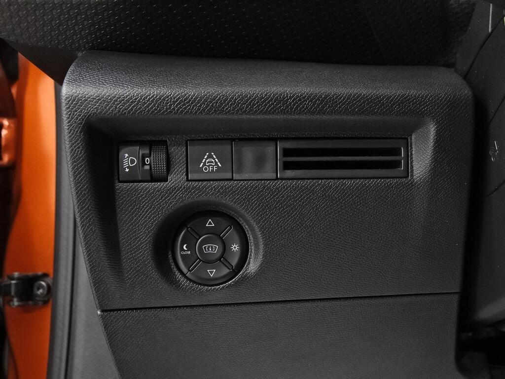 Citroën C4 PureTech 130 S&S 6v Shine 14