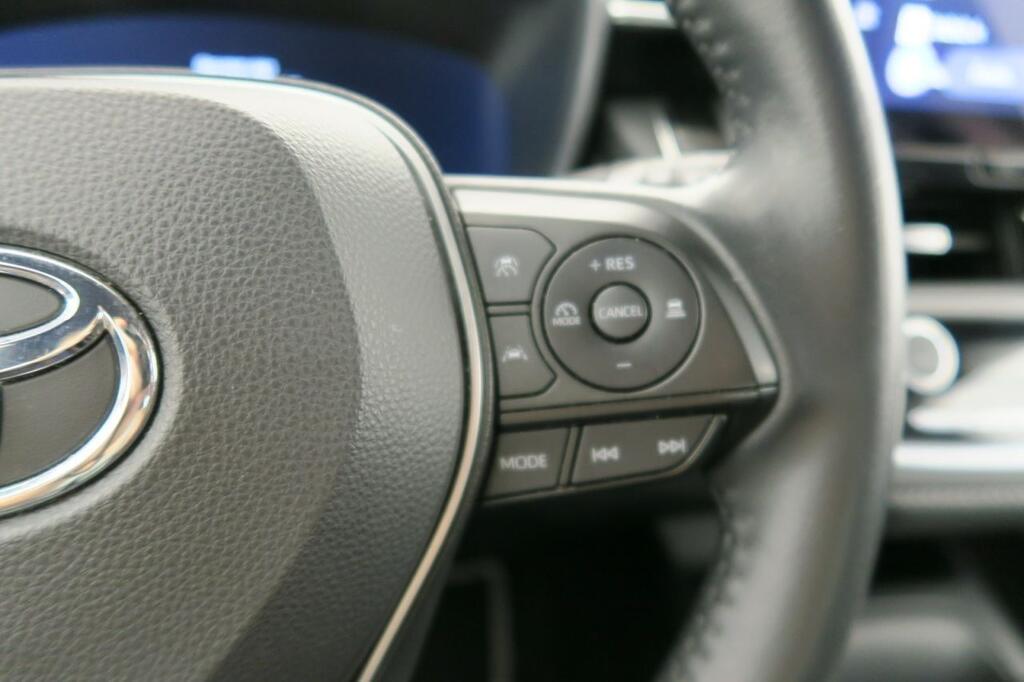 Toyota Corolla ACTIVE PLUS 1.8 HEV 140 CV E-CVT 5P 13