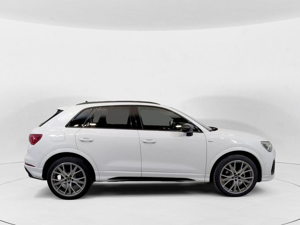 Audi Q3 Black line 35 TDI 110kW (150CV) S tronic 3