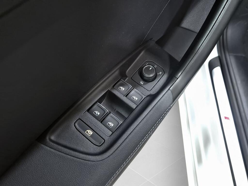 Audi A1 Sportback Adrenalin 30 TFSI 81kW S tron 11