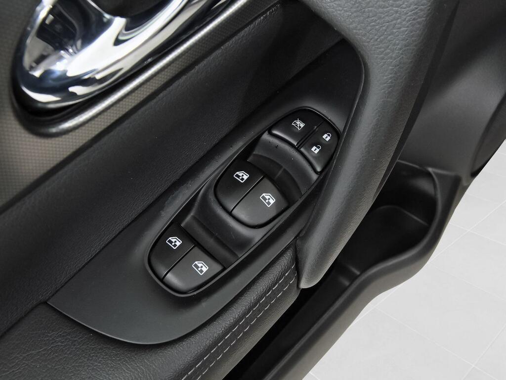 Nissan Qashqai DIG-T 103 kW (140 CV) E6D N-CONNECTA 12