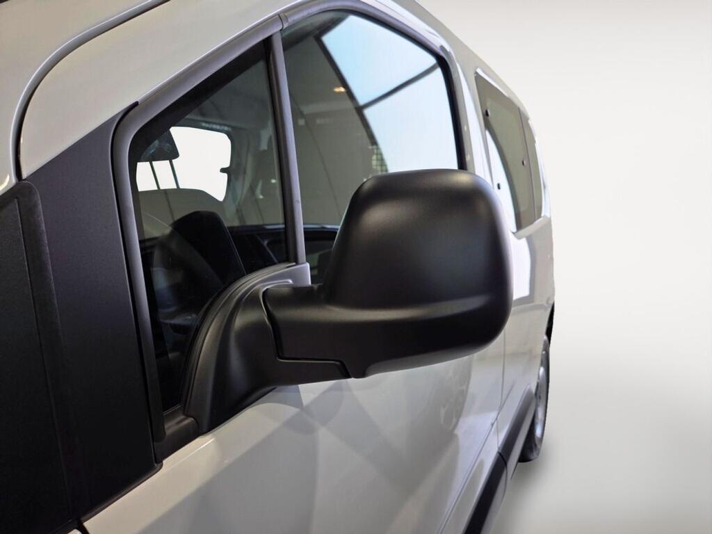 Opel Combo Cargo EDITION N1 1.5TD 100CV S&S MT6 ?6.4 SWB 4P 27