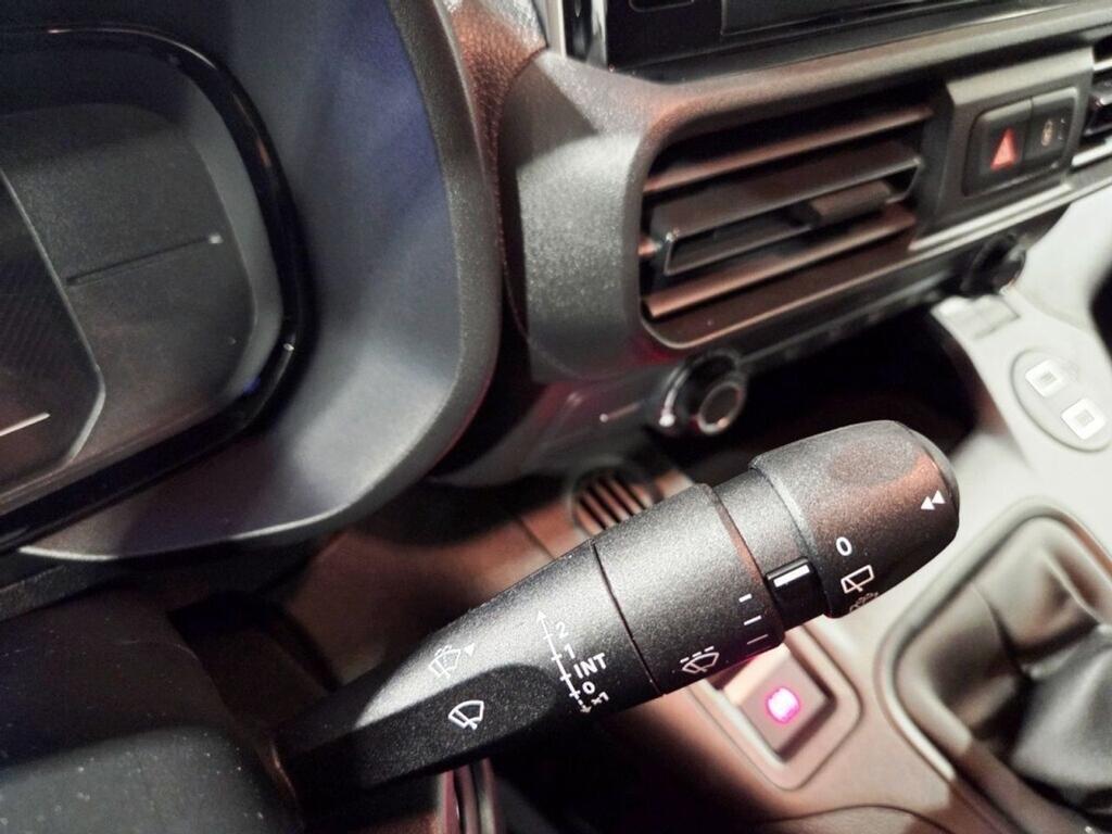 Opel Combo Cargo EDITION N1 1.5TD 100CV S&S MT6 ?6.4 SWB 4P 16