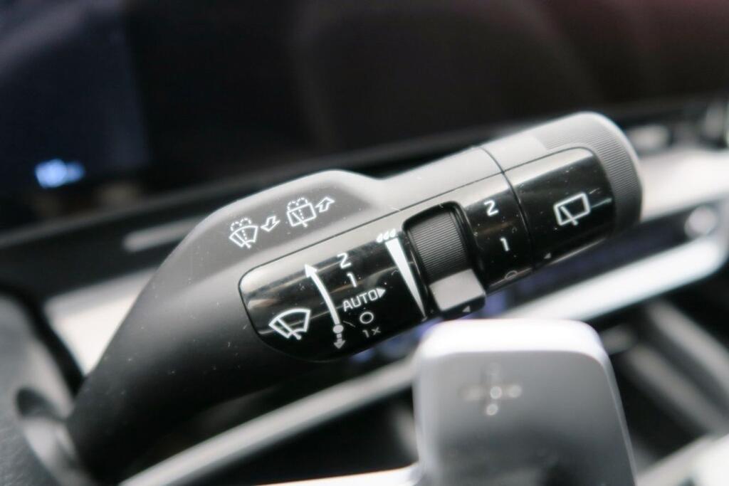 Kia Sportage 1.6 T-GDi PHEV Tech 4X4 (17″) 15