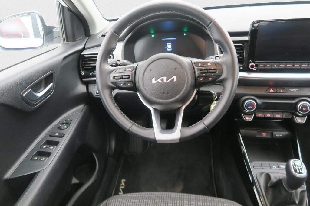 Kia Stonic SUV 1.0 T-GDI MHEV IMT 74KW DRIVE 100 5P 12