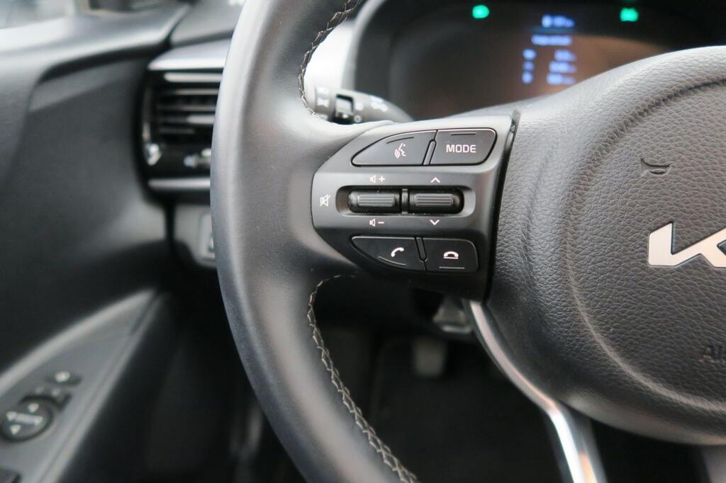 Kia Stonic SUV 1.0 T-GDI MHEV IMT 74KW DRIVE 100 5P 10