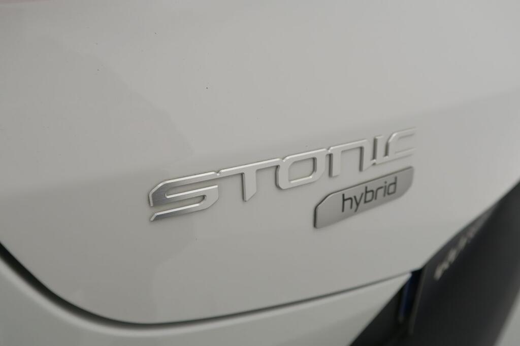 Kia Stonic SUV 1.0 T-GDI MHEV IMT 74KW DRIVE 100 5P 19
