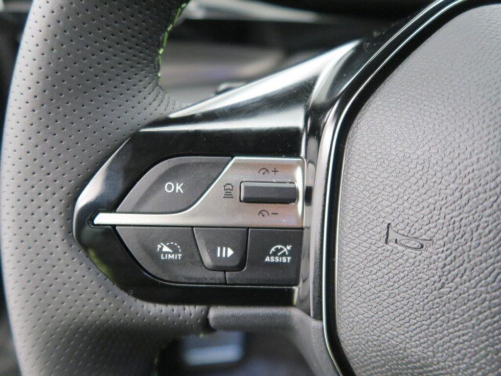 Peugeot 408 GT 1.6 HYBRID AUTO 224CV 5P 6