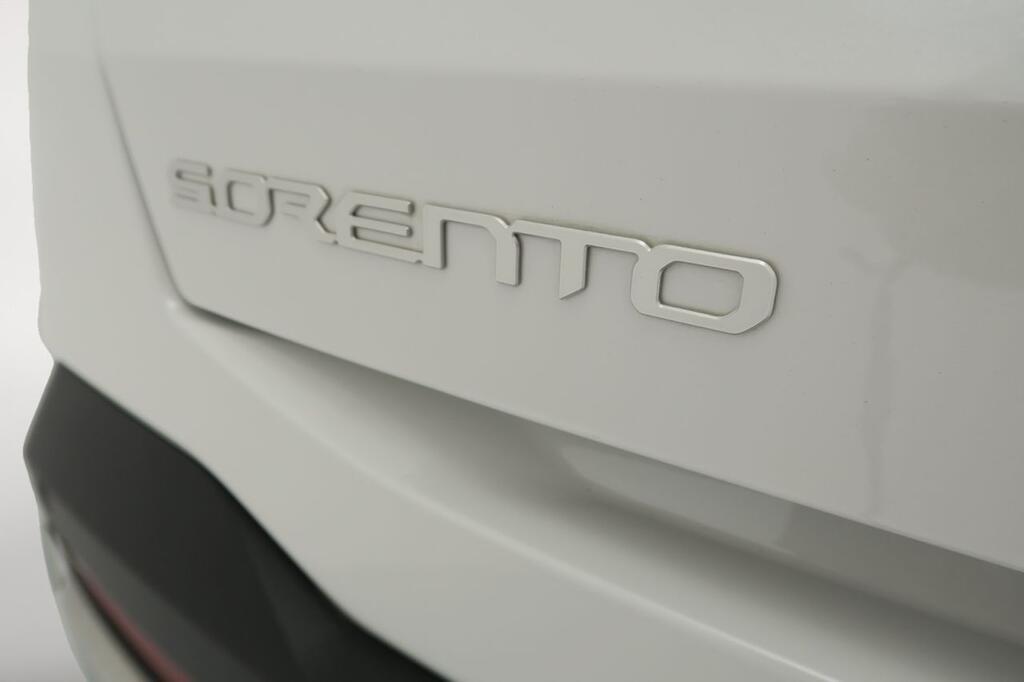 Kia Sorento SUV 1.6 T-GDI HEV EMOTION AUTO 4WD 215 5P 7 Plazas 28