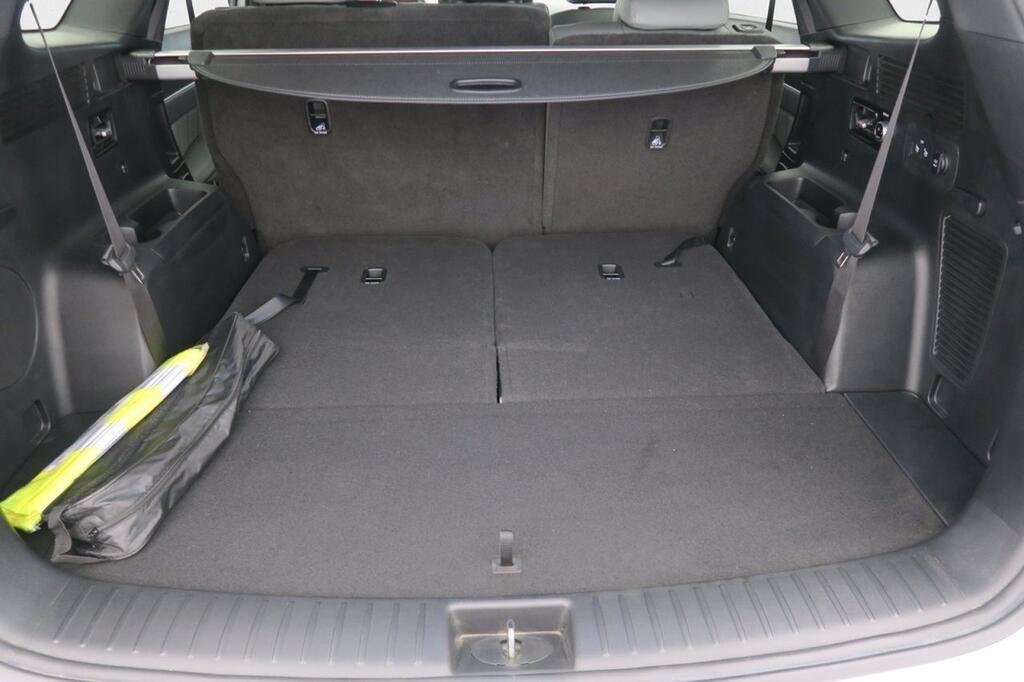 Kia Sorento SUV 1.6 T-GDI HEV EMOTION AUTO 4WD 215 5P 7 Plazas 26