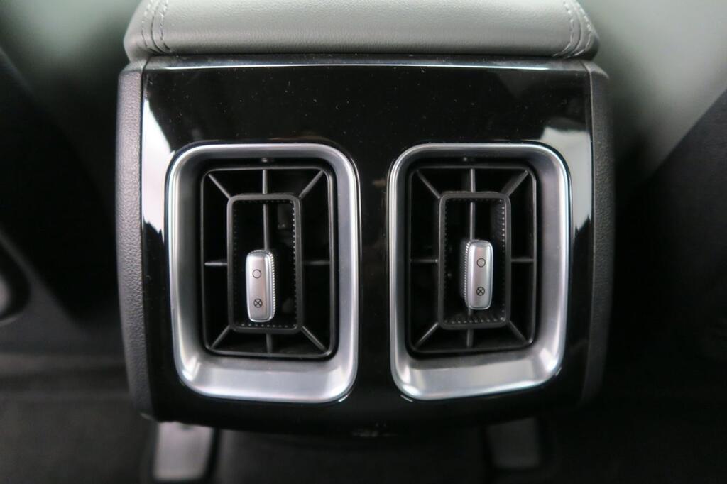 Kia Sorento SUV 1.6 T-GDI HEV EMOTION AUTO 4WD 215 5P 7 Plazas 17