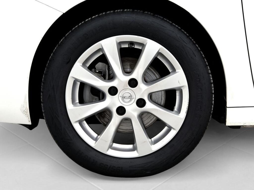 Opel Corsa 1.5D DT 74kW (100CV) Edition 11