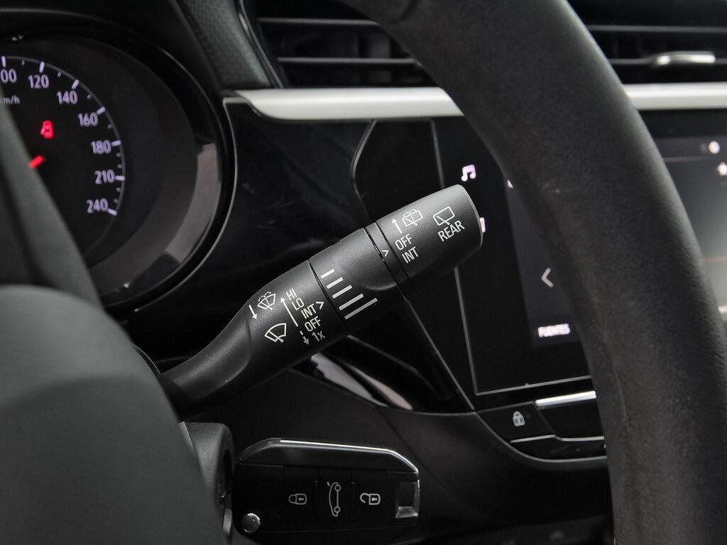 Opel Corsa 1.5D DT 74kW (100CV) Edition 17