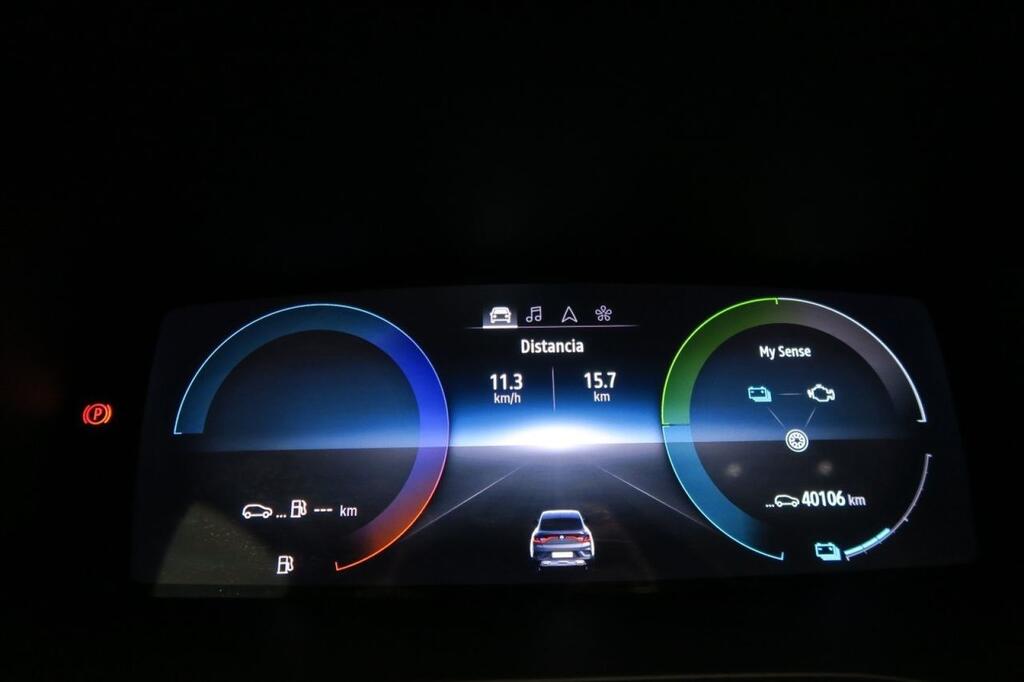 Renault Arkana 1.6 E-TECH ZEN 145 CV 5P 8