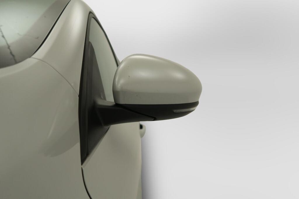 Renault Arkana 1.6 E-TECH ZEN 145 CV 5P 27