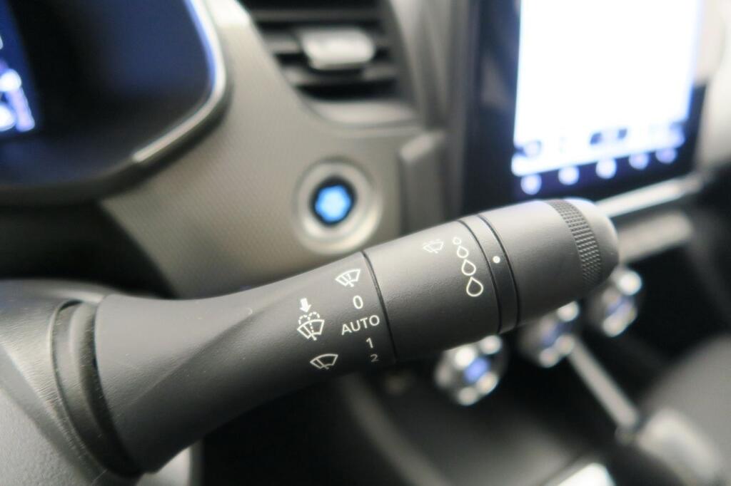 Renault Arkana 1.6 E-TECH ZEN 145 CV 5P 14