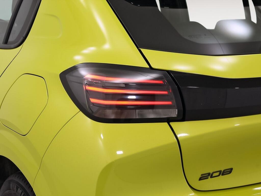 Peugeot 208 Active Puretech 100 34