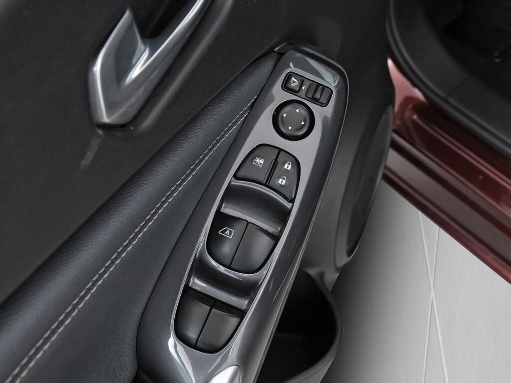 Nissan Juke DIG-T 84 kW (114 CV) 6M/T N-Connecta 10