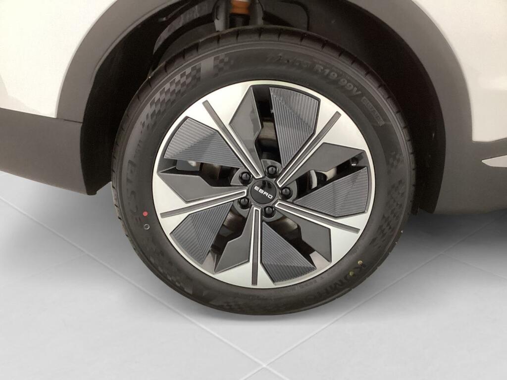 Ebro S700 1.6 TGDI Luxury 7 DCT 11