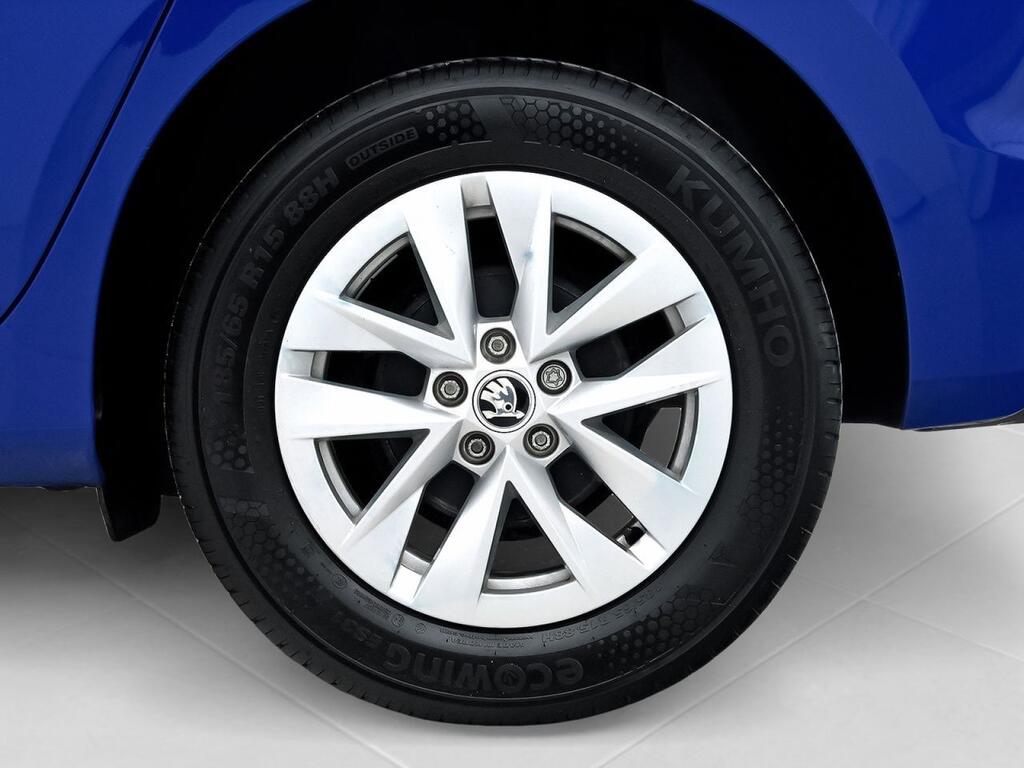 Skoda Fabia 1.0 TSI 70KW (95CV) Essence 8