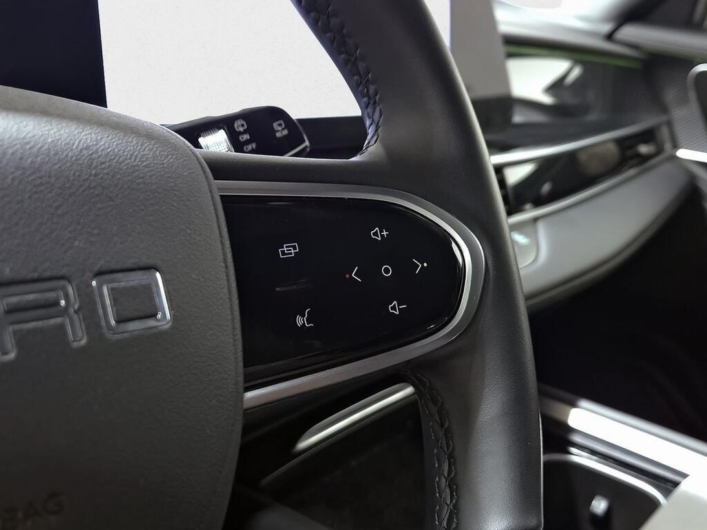 Ebro S700 1.6 TGDI Luxury 7 DCT 19