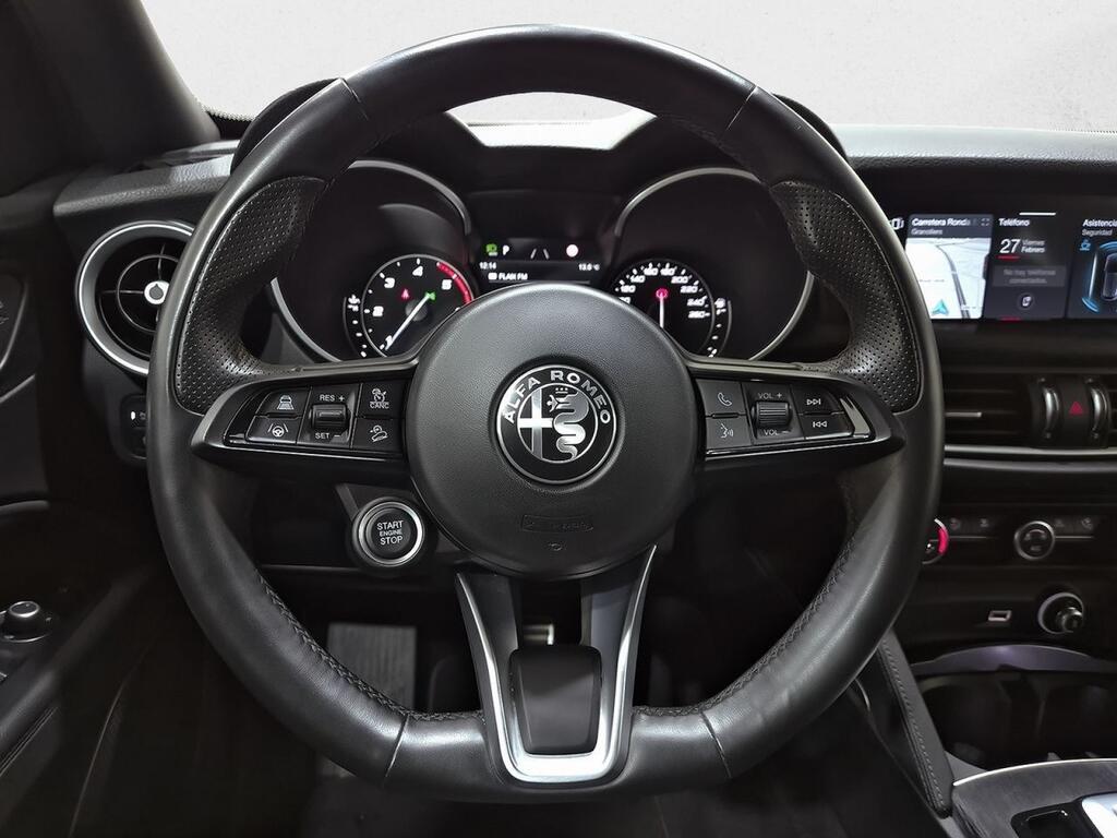 Alfa Romeo Stelvio 2.2 Diesel 118kW (160cv) SUPER RWD 19