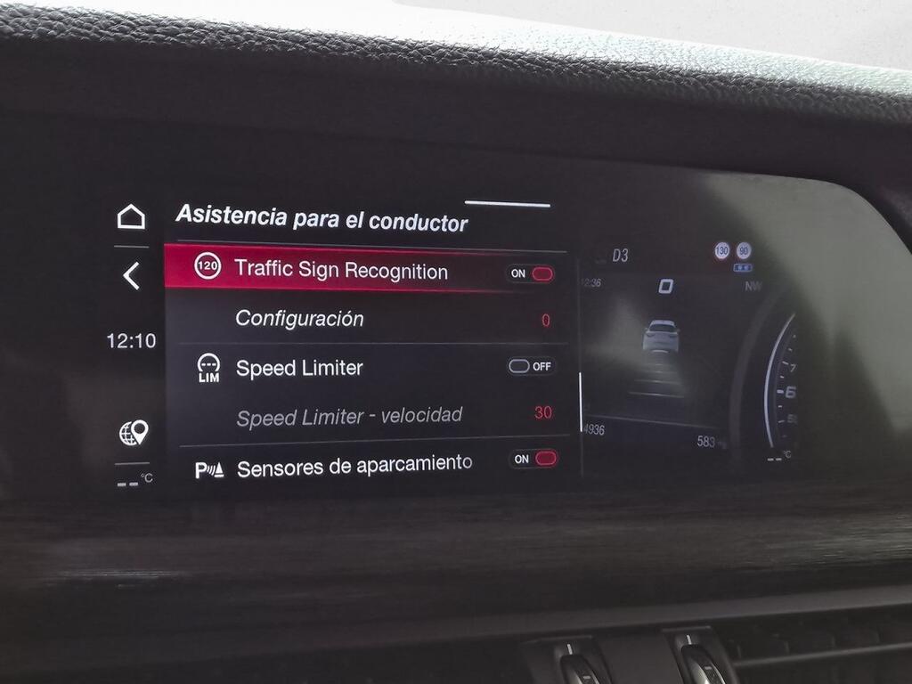 Alfa Romeo Stelvio 2.2 Diesel 118kW (160cv) SUPER RWD 23