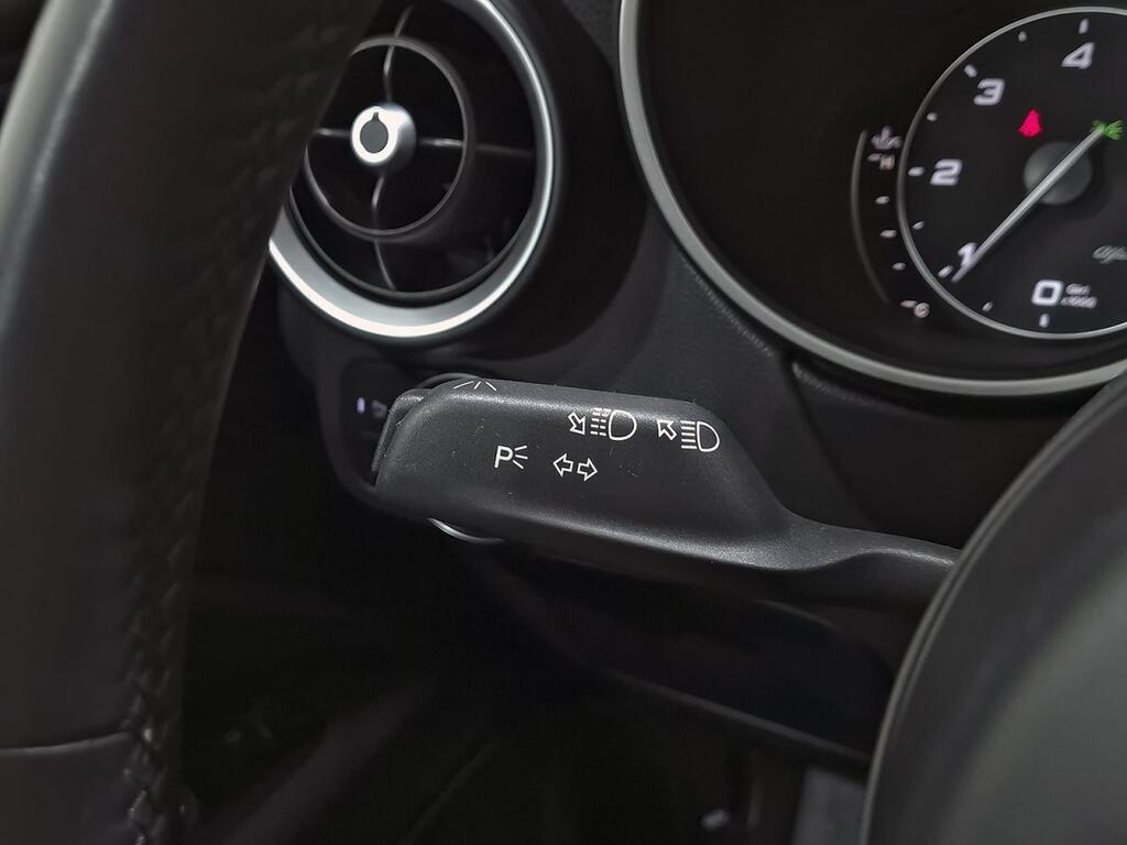 Alfa Romeo Stelvio 2.2 Diesel 118kW (160cv) SUPER RWD 15