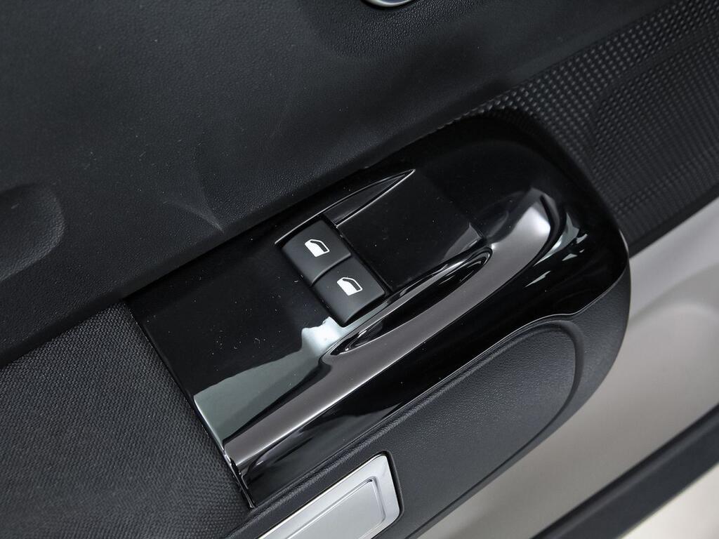 Citroën C3 PureTech 60KW (83CV) Feel Pack 13