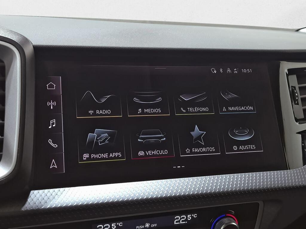 Audi A1 Sportback Adrenalin 30 TFSI 81kW S tron 21