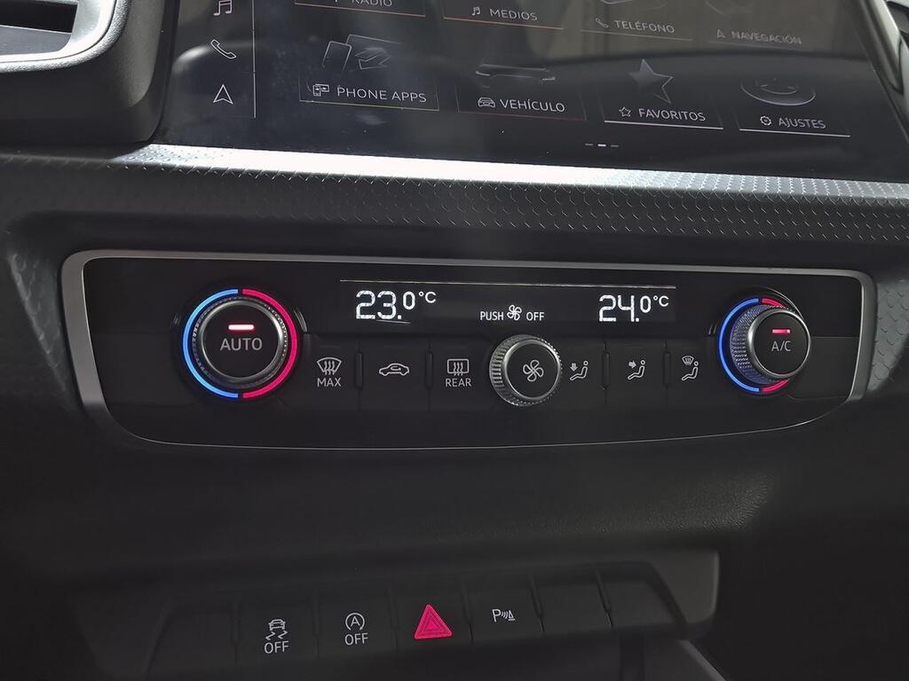 Audi A1 Sportback Adrenalin 30 TFSI 81kW S tron 26