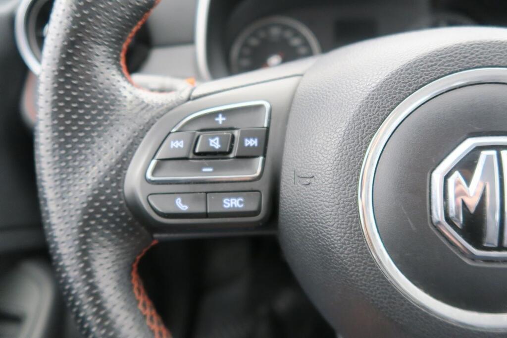 MG ZS COMFORT 1.0T 111 CV AUTO 5P 11