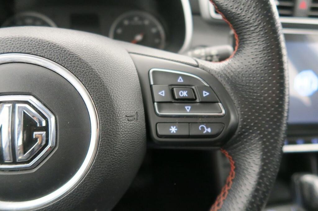 MG ZS COMFORT 1.0T 111 CV AUTO 5P 12