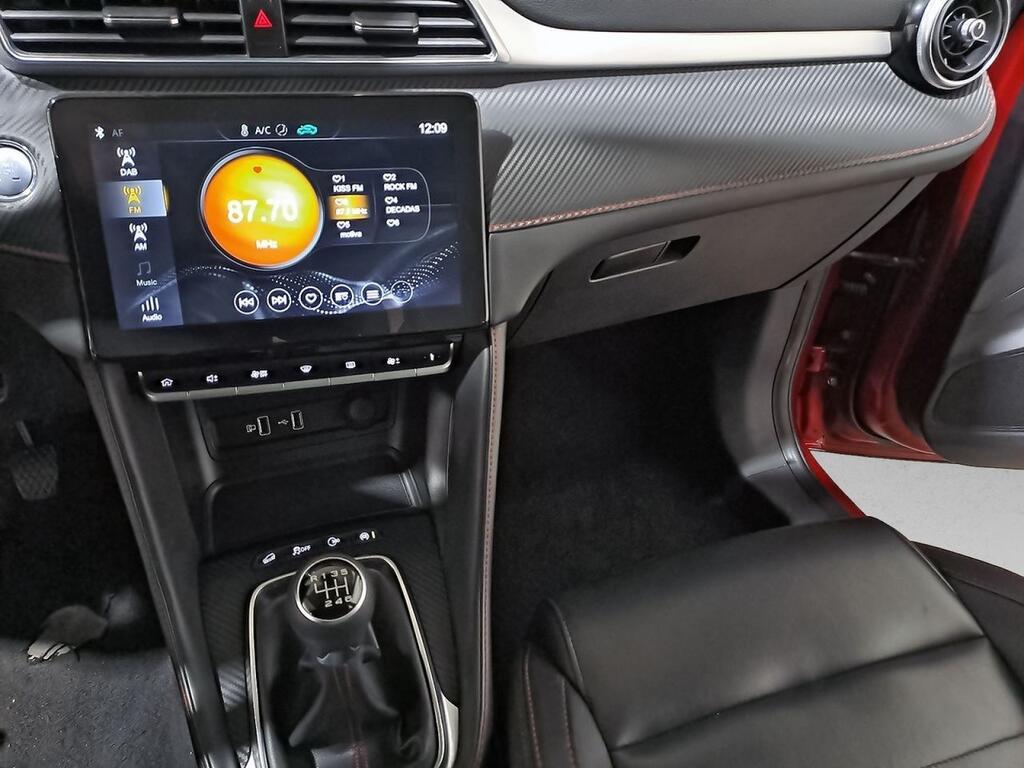 MG ZS 1.0T Luxury 10