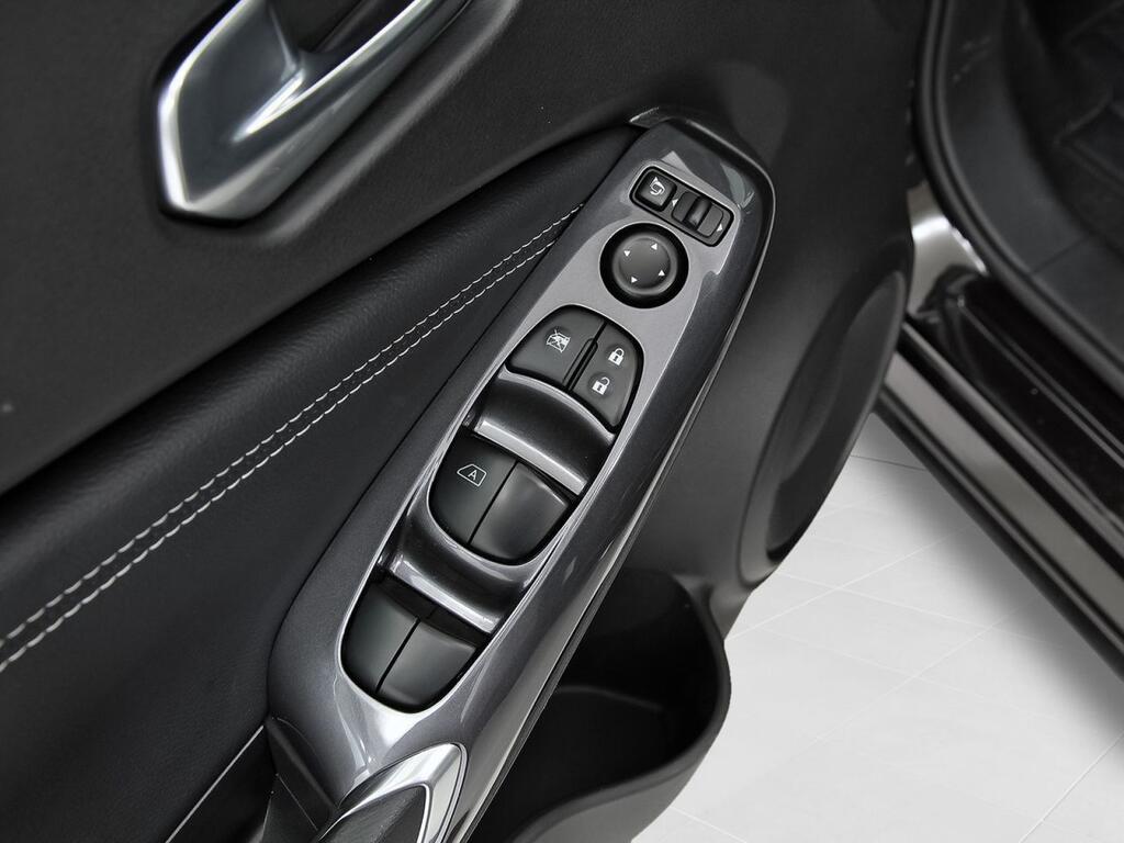 Nissan Juke DIG-T 84 kW (114 CV) 6M/T N-Connecta 9