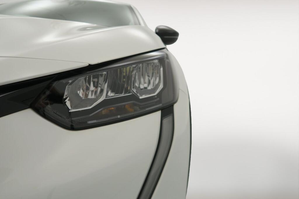 Peugeot 208 Eléctrico Active Pack 15