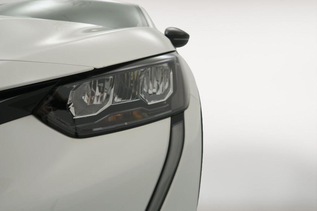 Peugeot 208 Eléctrico Active Pack 15