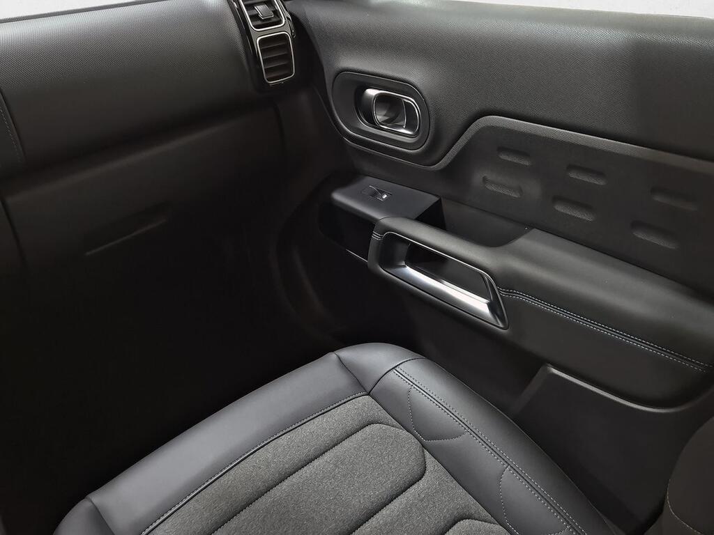 Citroën C5 Aircross PureTech 96kW (130CV) S&S Plus 31