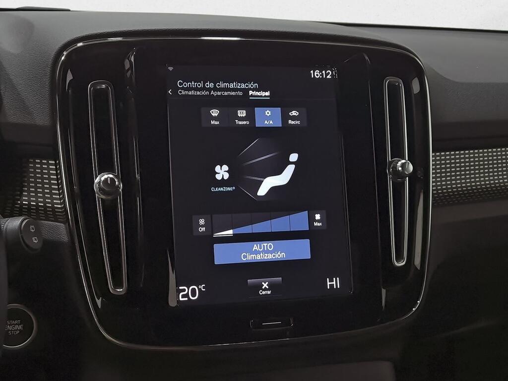 Volvo XC40 2.0 B3 G R-Design Auto 20