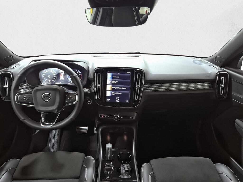 Volvo XC40 2.0 B3 G R-Design Auto 6