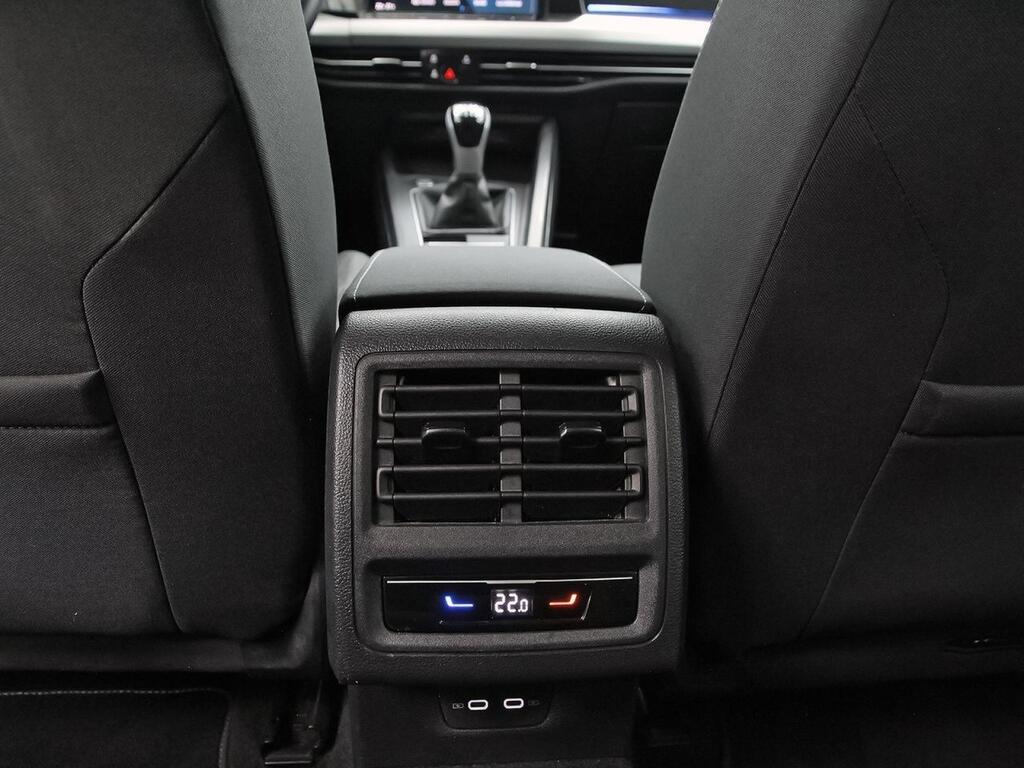 Volkswagen Golf Life 1.5 TSI 110kW (150CV) 34