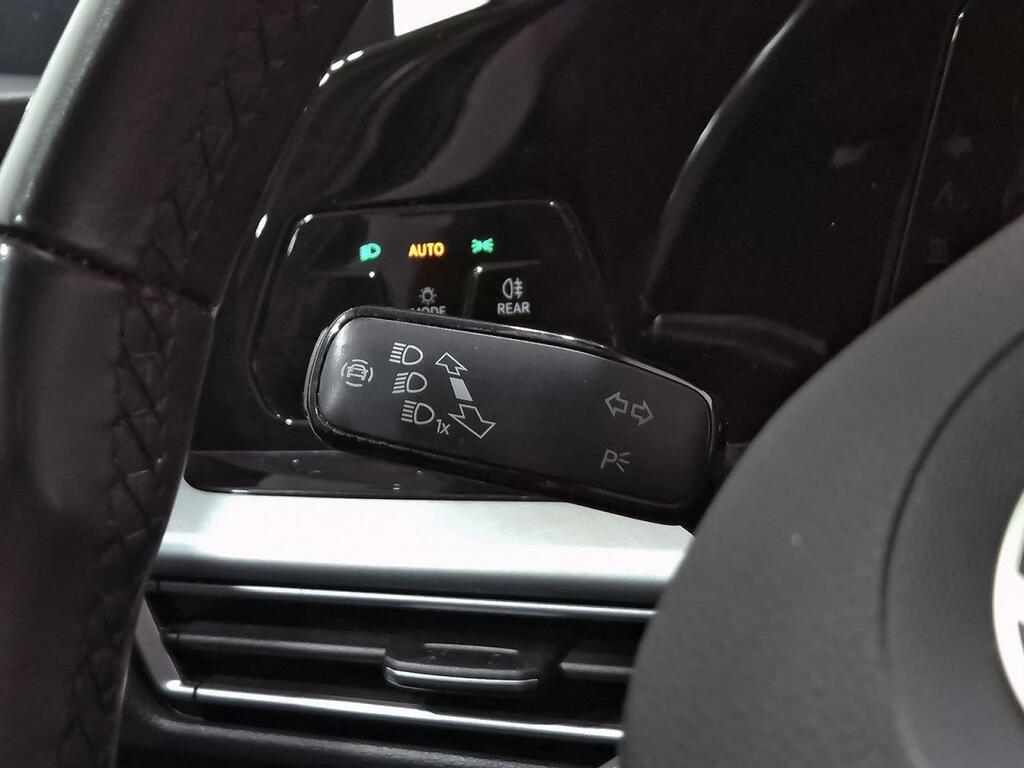 Volkswagen Golf Life 1.5 TSI 110kW (150CV) 14