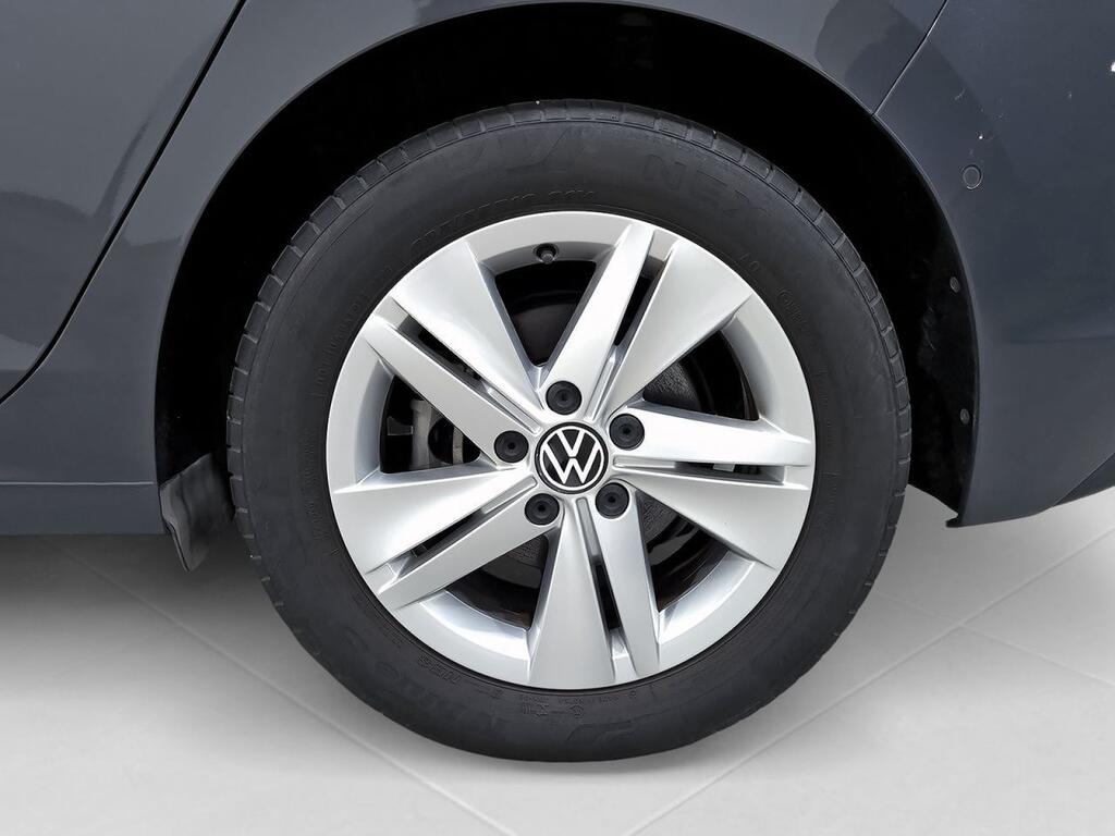 Volkswagen Golf Life 1.5 TSI 110kW (150CV) 10